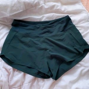 Outdoor Voices Hudson Shorts - Medium